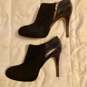 Vince Camuto Booties